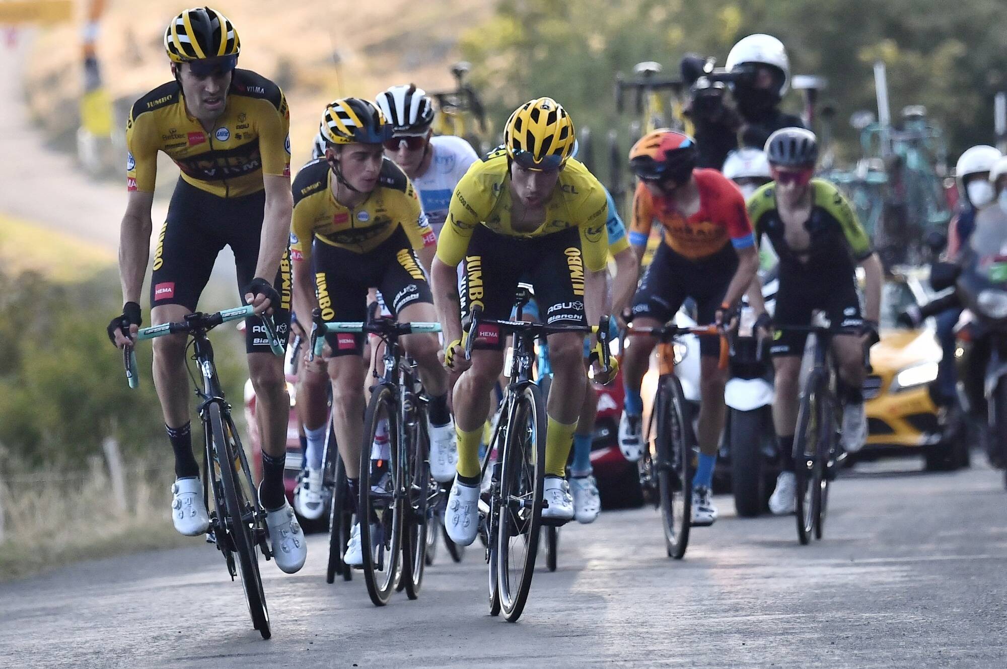 13e étape du Tour de France: le peloton à l'assaut du Grand Colombier, l'un des cols les plus difficiles